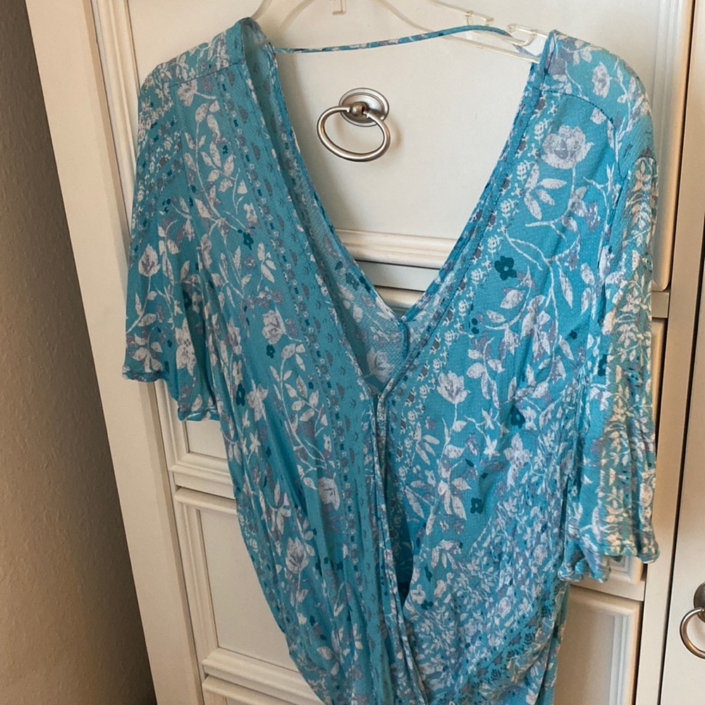 Dainty blue blouse